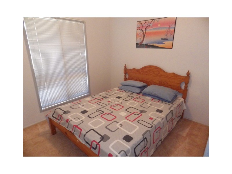 1 Berkely Street, Sadliers Crossing QLD 4305