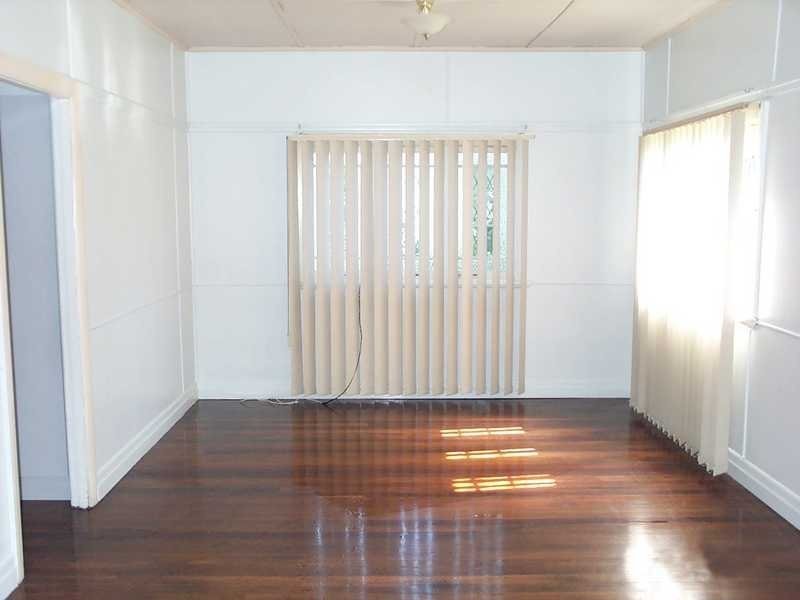 45 Dudleigh Street, North Booval QLD 4304