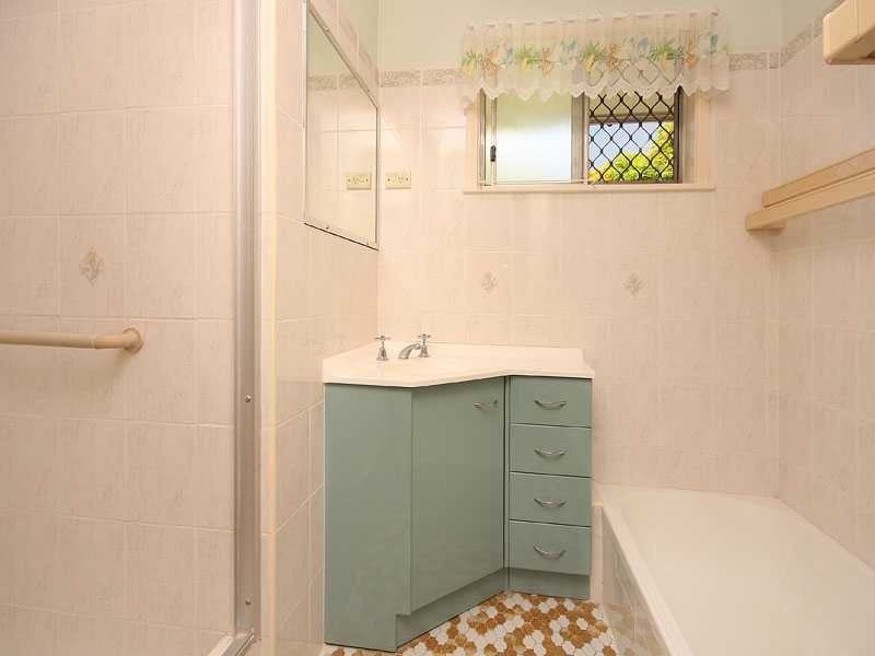 88 Raceview Street, Raceview QLD 4305
