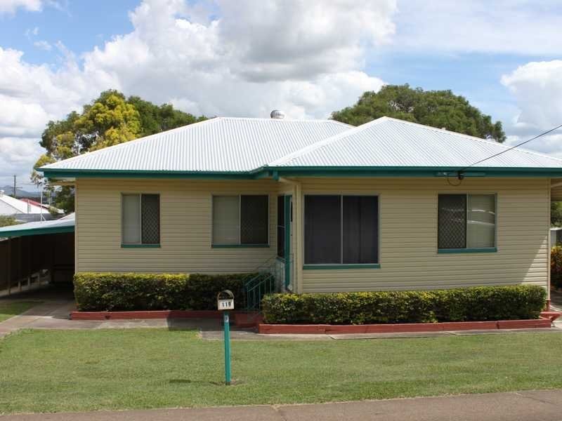 119 Blackstone Road, Silkstone QLD 4304