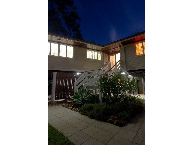 7 Walker Street, Ipswich QLD 4305