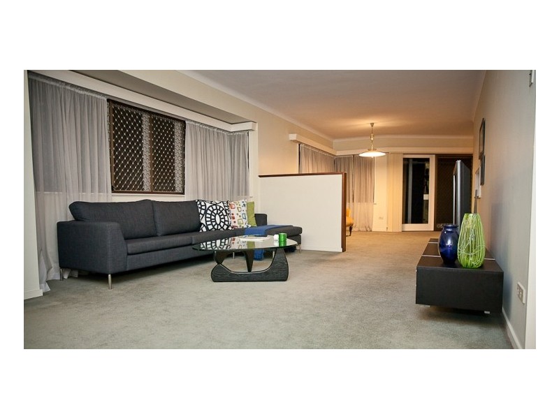 7 Walker Street, Ipswich QLD 4305