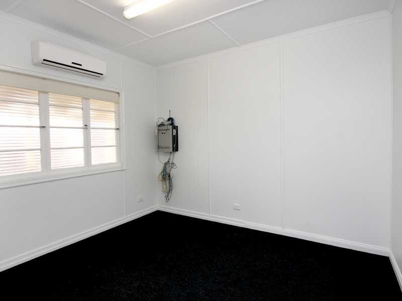 84 Brisbane Road, East Ipswich QLD 4305