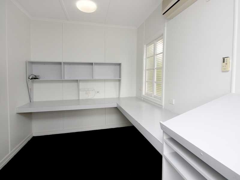 84 Brisbane Road, East Ipswich QLD 4305