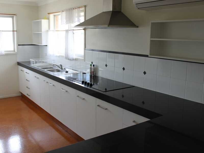 61 Edwards Street, Flinders View QLD 4305