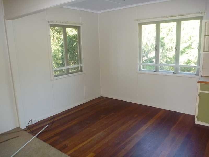 3 John Street, Bundamba QLD 4304