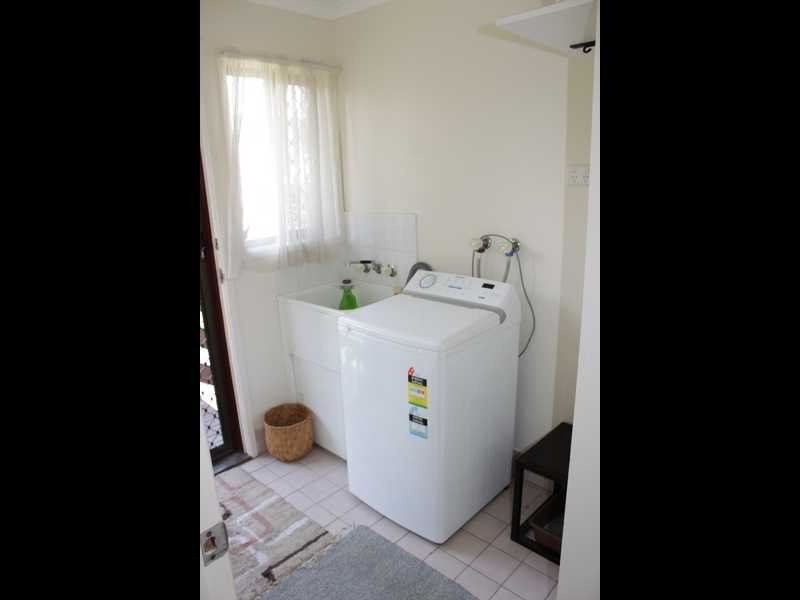 31 Selwyn Street, North Booval QLD 4304