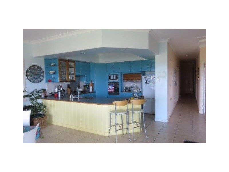 18 Schooner Rise, River Heads QLD 4655