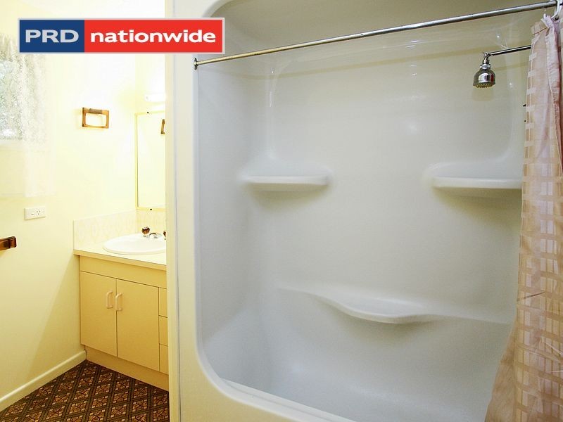 4 Hansen Street, Urangan QLD 4655