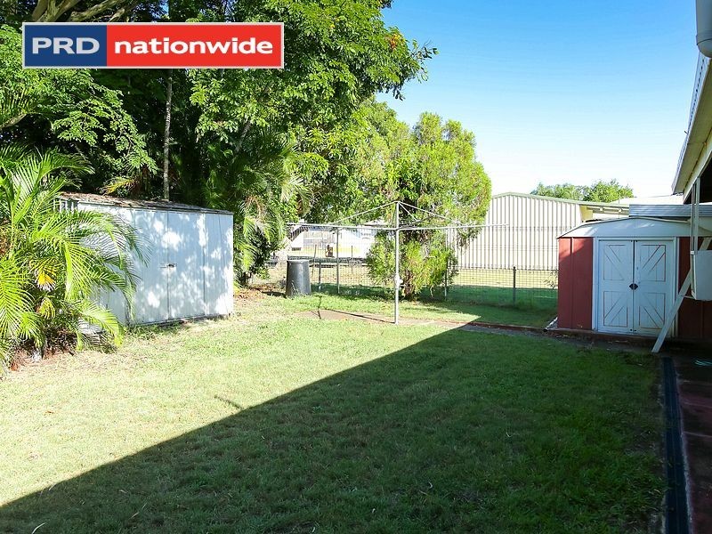 4 Hansen Street, Urangan QLD 4655
