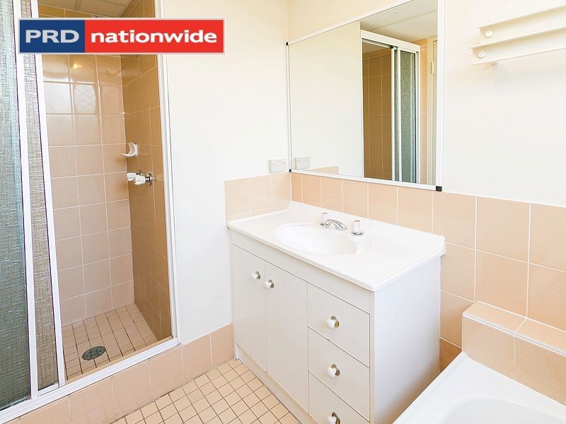 1/13 Pulgul Street, Urangan QLD 4655