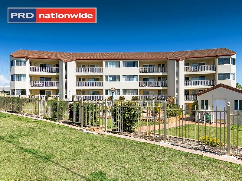 1/13 Pulgul Street, Urangan QLD 4655