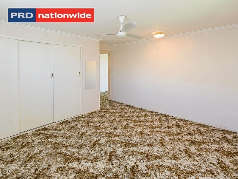 27 Cooloola Crescent, Urangan QLD 4655