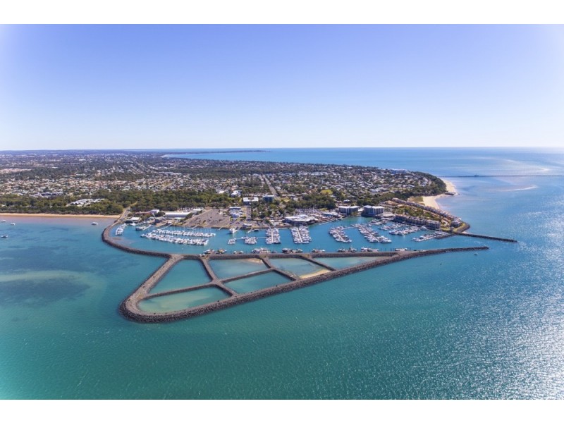 27 Cooloola Crescent, Urangan QLD 4655