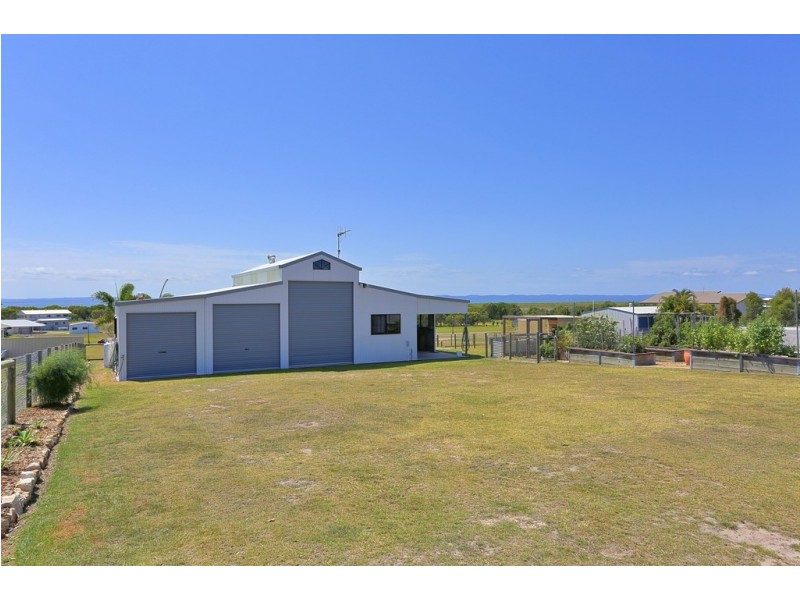 17 Woongoolbver Court, River Heads QLD 4655