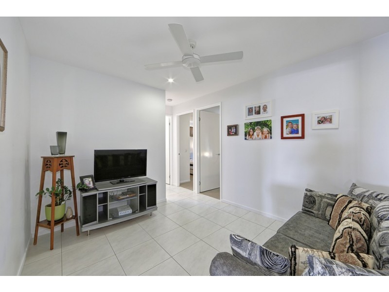 17 Woongoolbver Court, River Heads QLD 4655
