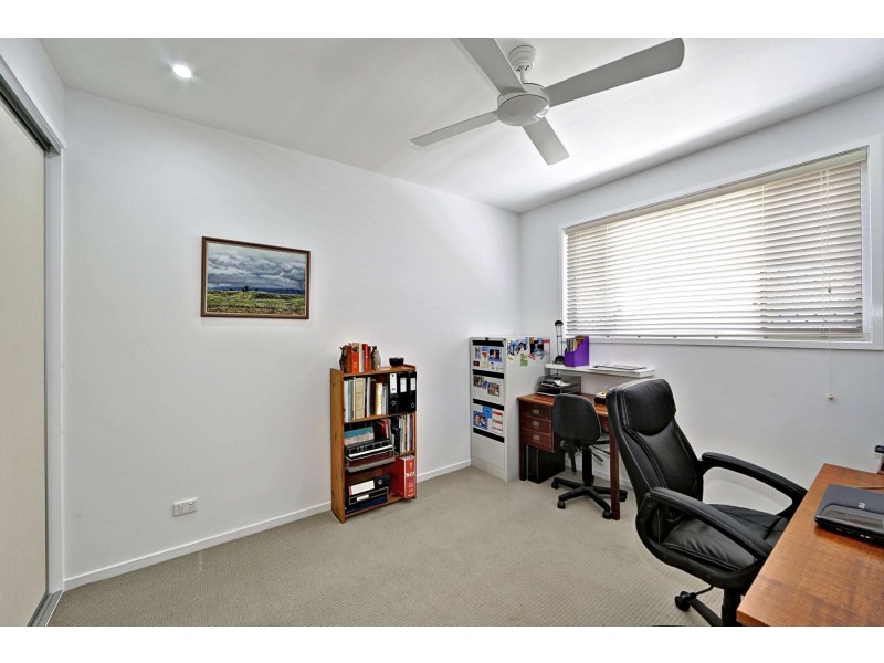 17 Woongoolbver Court, River Heads QLD 4655
