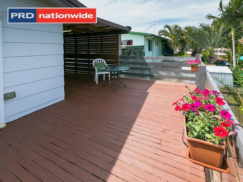 14 Gibbs Street, Urangan QLD 4655