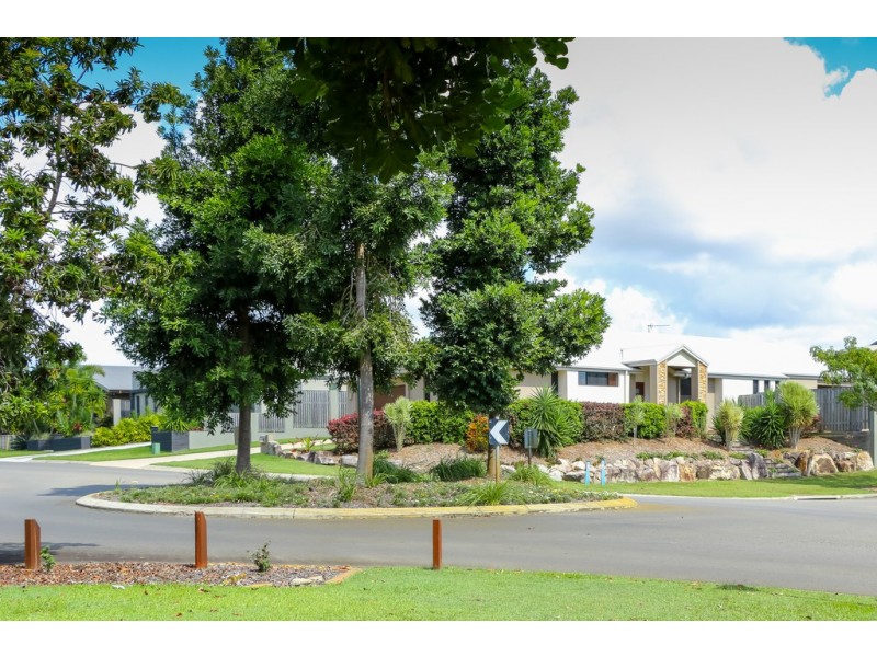 90 Bay Park Road, Wondunna QLD 4655