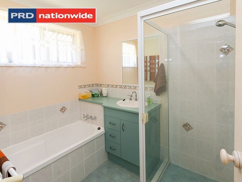 15 Rohan Way, Kawungan QLD 4655