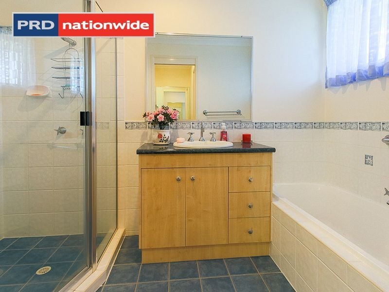 77 Gundesen Drive, Urraween QLD 4655