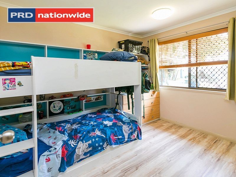 13 Owen Crescent, Urangan QLD 4655