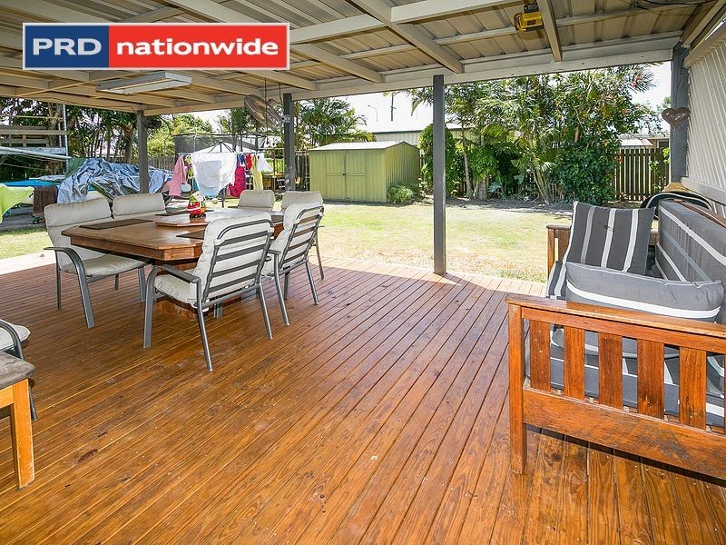 13 Owen Crescent, Urangan QLD 4655