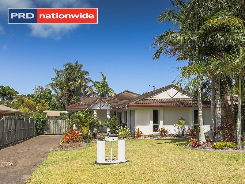 5 Gatakers Lane, Point Vernon QLD 4655