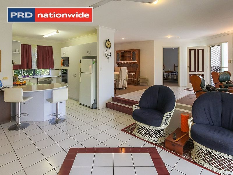 5 Gatakers Lane, Point Vernon QLD 4655