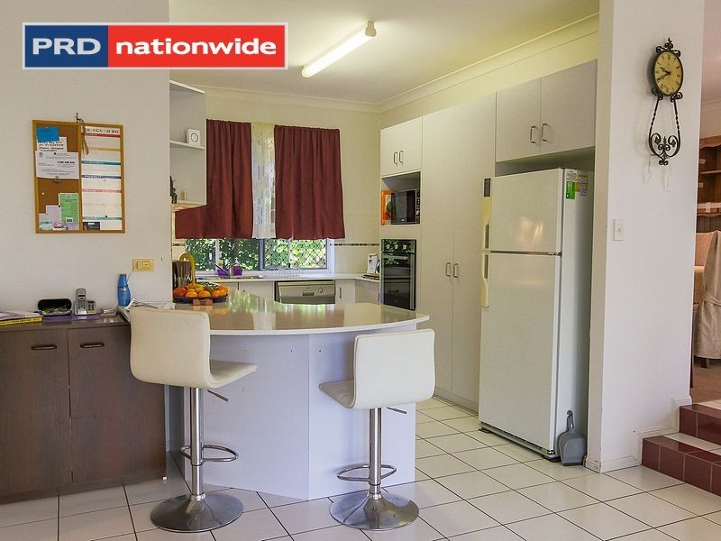 5 Gatakers Lane, Point Vernon QLD 4655