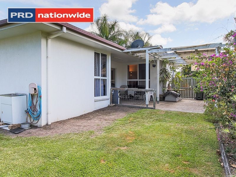 5 Gatakers Lane, Point Vernon QLD 4655