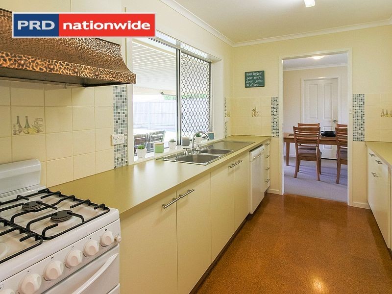 69 Cunningham Street, Urangan QLD 4655