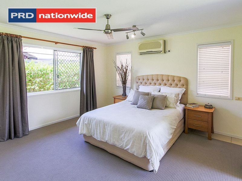 69 Cunningham Street, Urangan QLD 4655