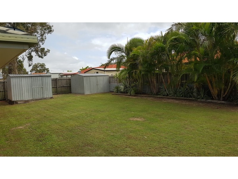 10 Cleo Court, Torquay QLD 4655