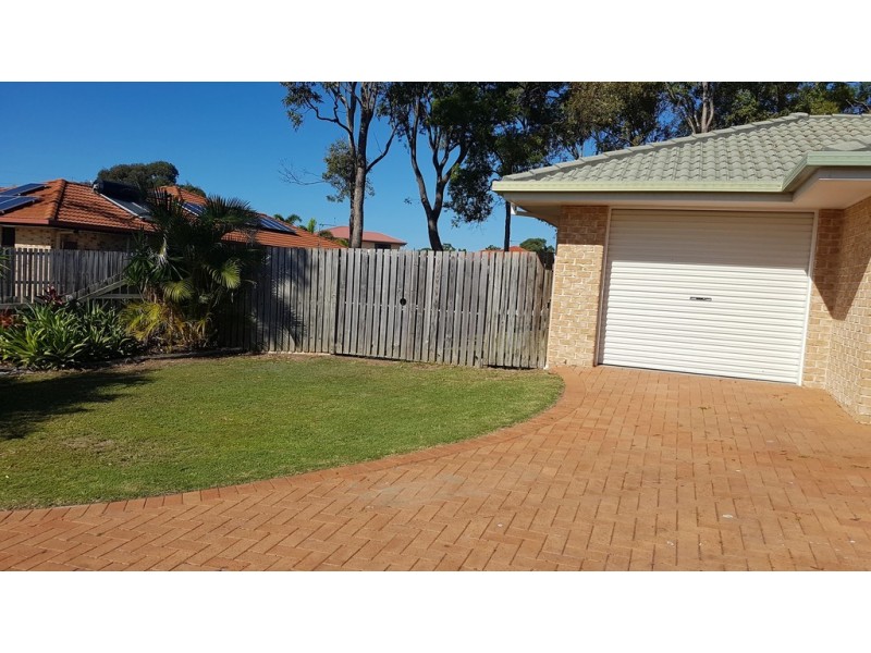 10 Cleo Court, Torquay QLD 4655