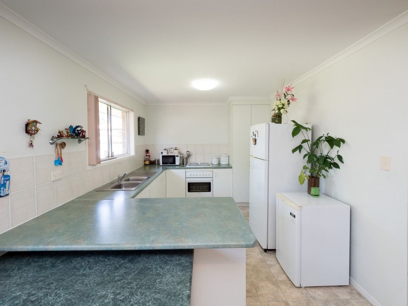 16 Ivybird Court, Torquay QLD 4655