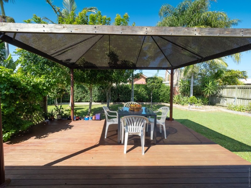 16 Ivybird Court, Torquay QLD 4655