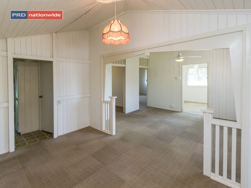 17 Watson Street, Pialba QLD 4655