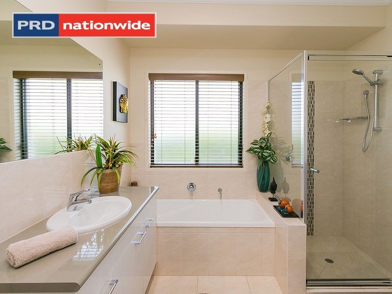 5 Cockle Court, Burrum Heads QLD 4659