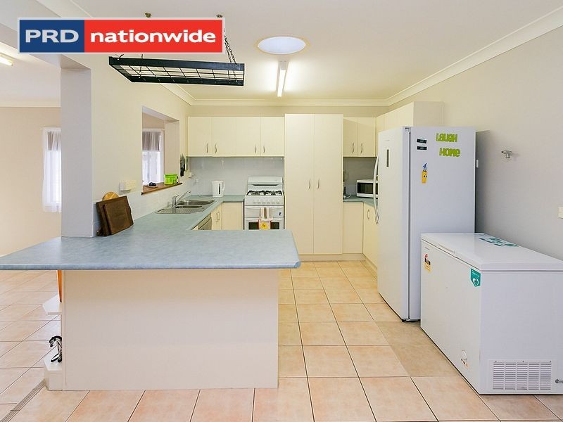 36 Lord Street, Sunshine Acres QLD 4655