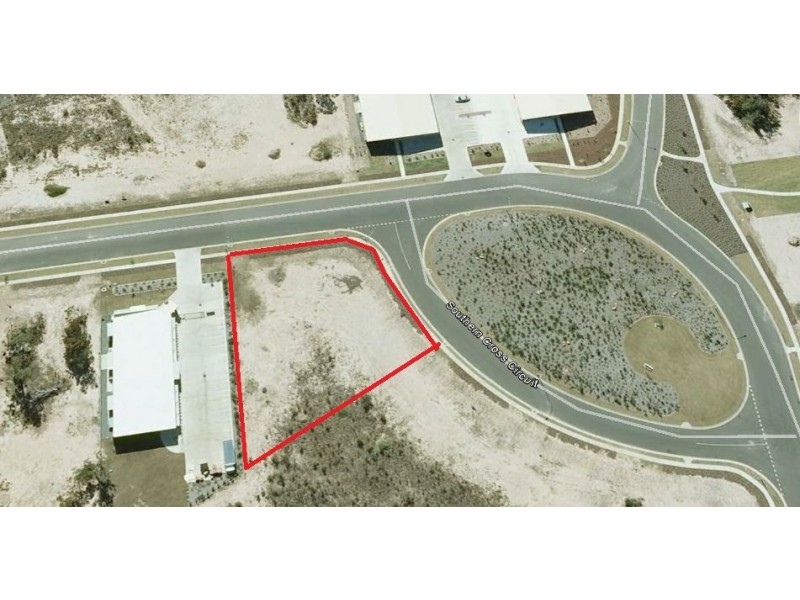 14 Southern Cross Circuit, Urangan QLD 4655