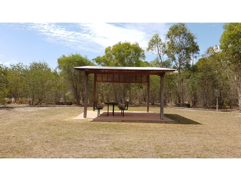 14 Southern Cross Circuit, Urangan QLD 4655