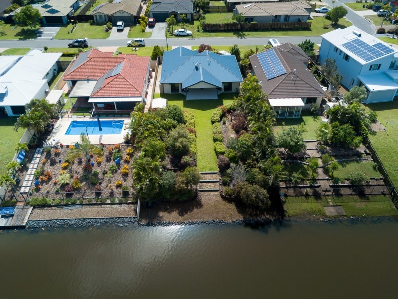 48 Earl St Vincent Circuit, Eli Waters QLD 4655
