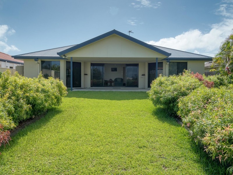48 Earl St Vincent Circuit, Eli Waters QLD 4655