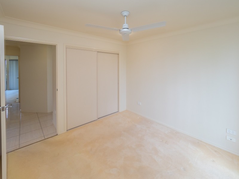 48 Earl St Vincent Circuit, Eli Waters QLD 4655