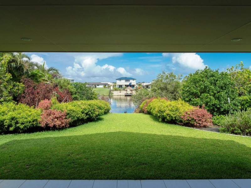 48 Earl St Vincent Circuit, Eli Waters QLD 4655