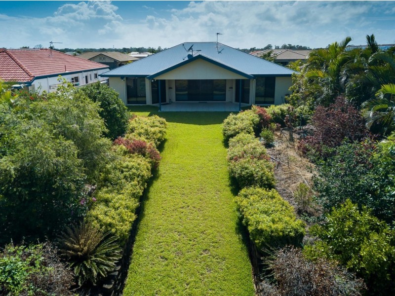 48 Earl St Vincent Circuit, Eli Waters QLD 4655