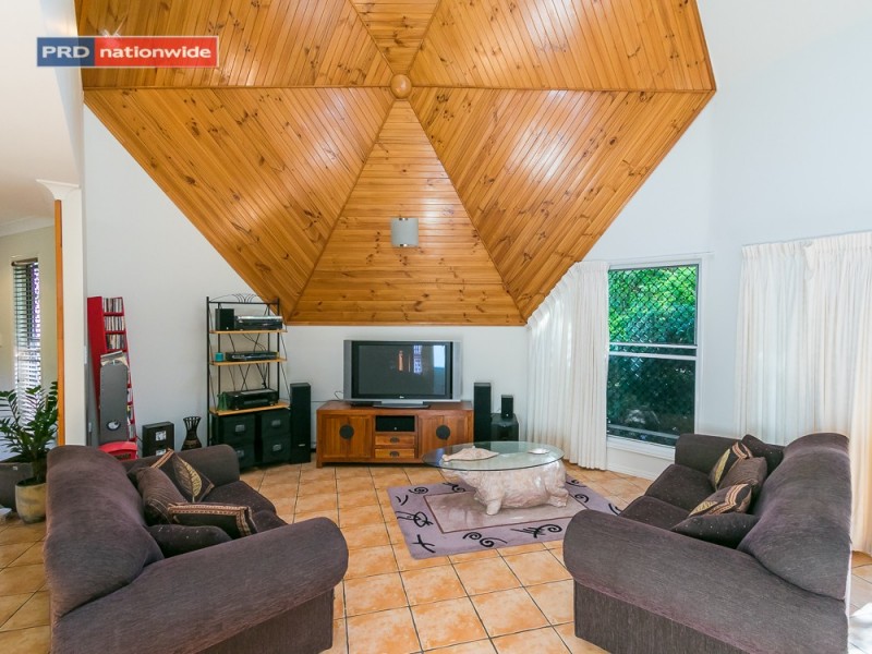 29 Pandanus Drive, Dundowran Beach QLD 4655