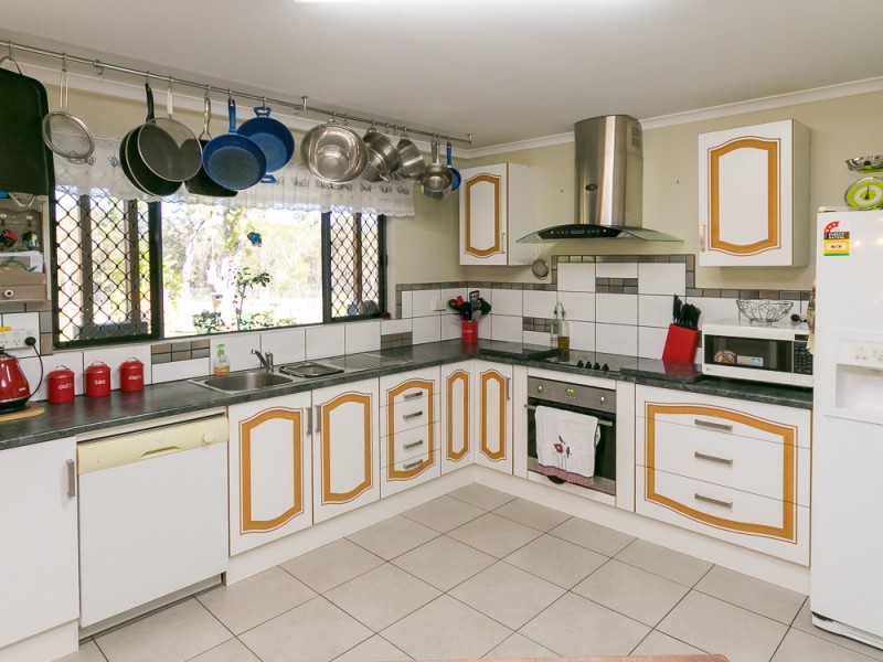 231 Honeyeater Drive, Walligan QLD 4655