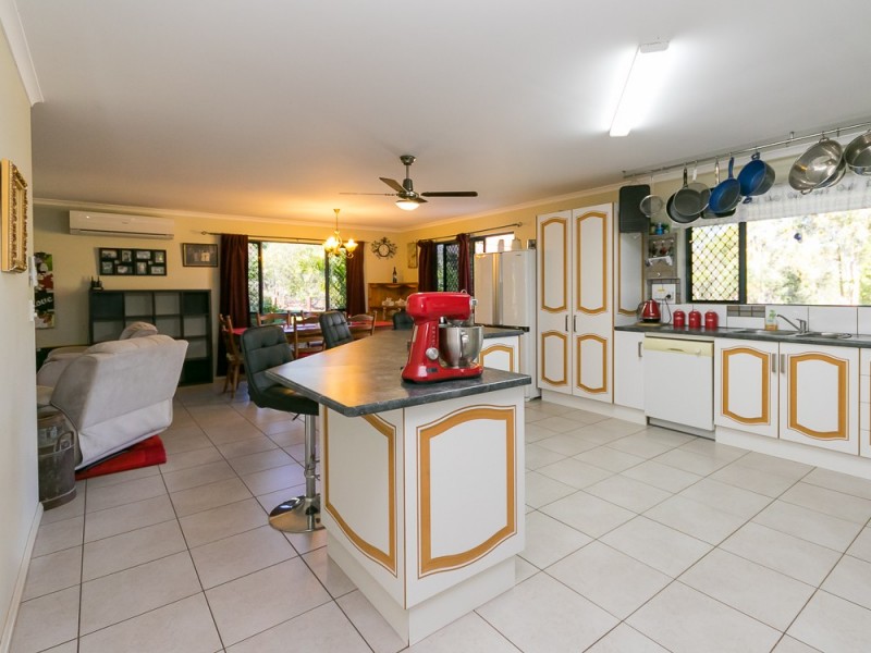 231 Honeyeater Drive, Walligan QLD 4655